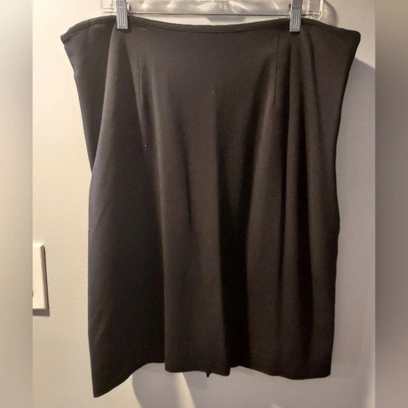 Chico's Classic Black Pencil Skirt in Size XL/16 - Picture 1 of 11